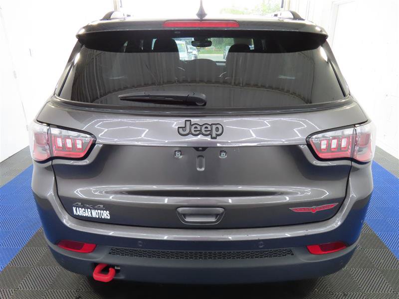 Used 2024 Jeep Compass Trailhawk AWD/4WD image 5