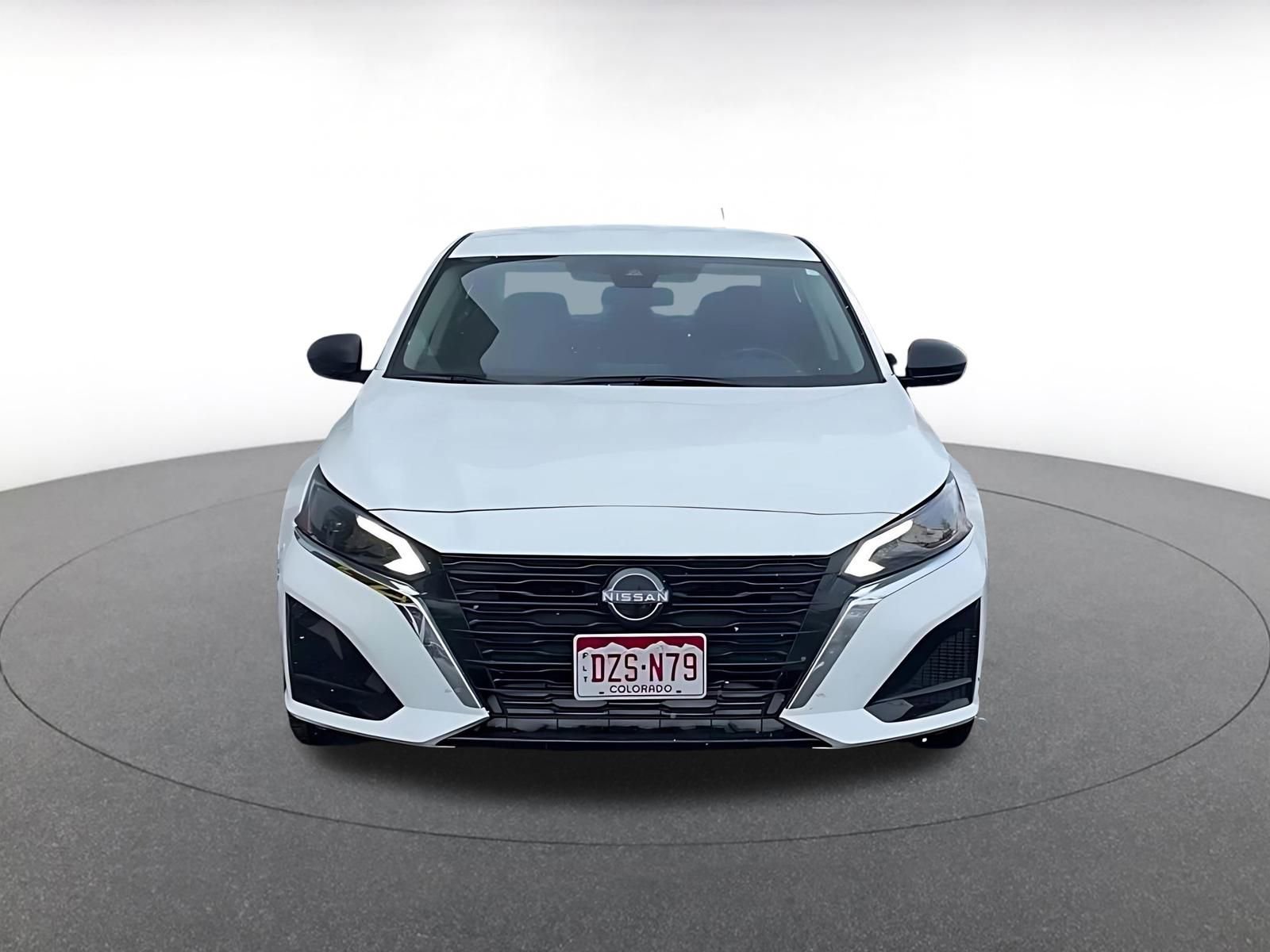 Used 2025 Nissan Altima 2.5 SV image 4