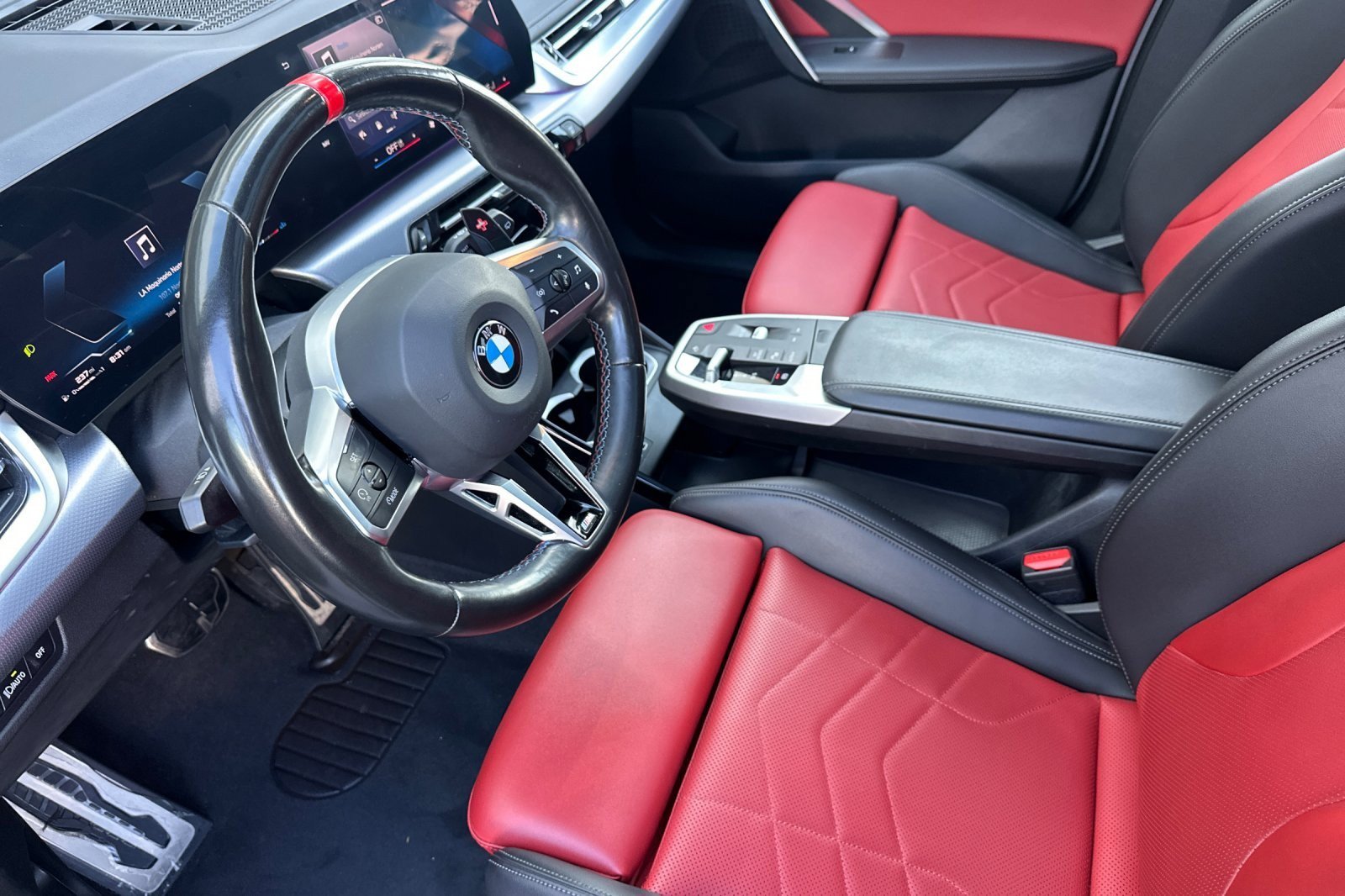 Used 2024 BMW X1 M35i w/ Shadowloine Package AWD/4WD image 9