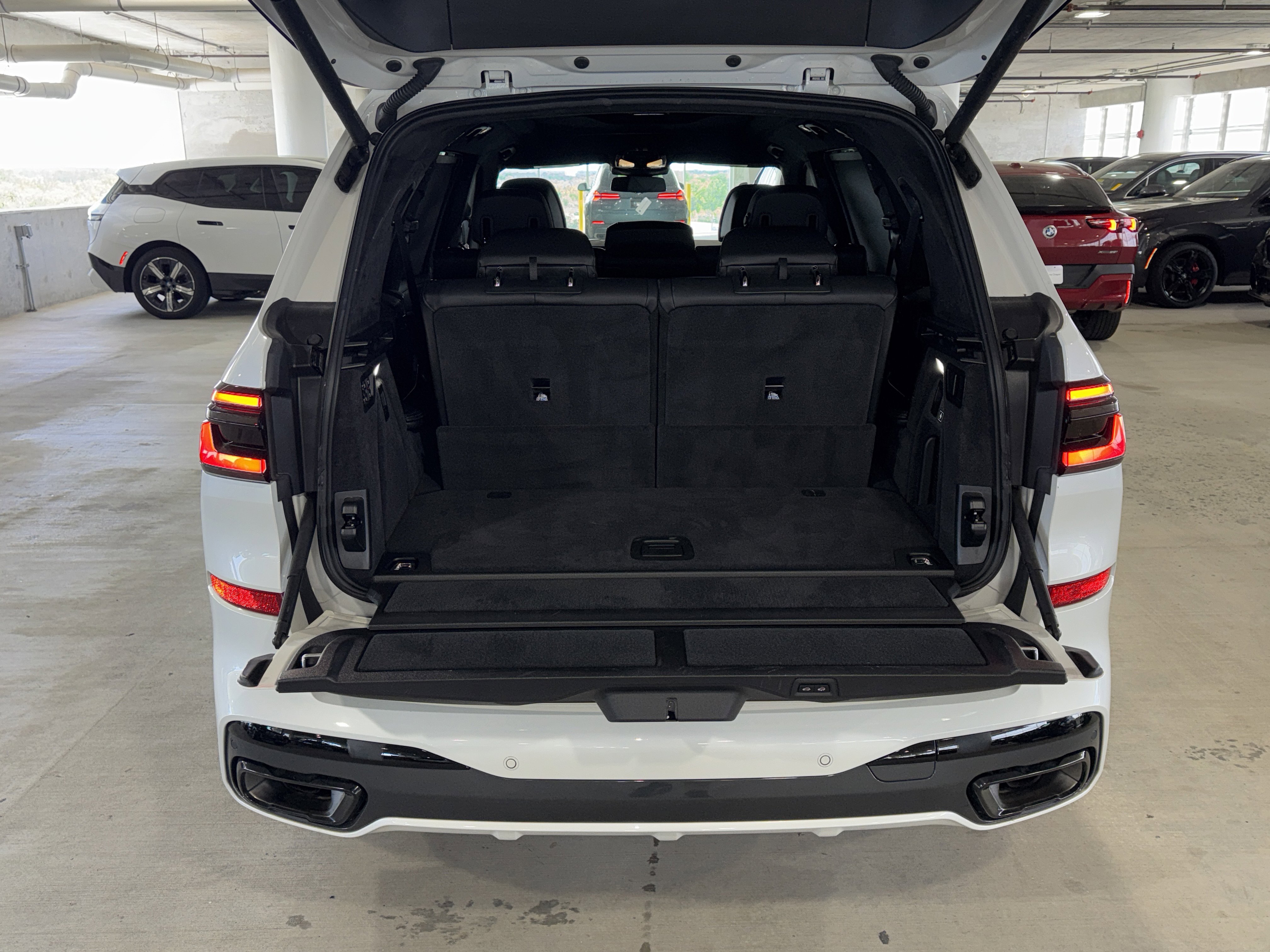 Used 2026 BMW X7 xDrive40i image 14