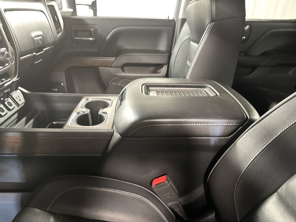 Used 2018 GMC Sierra 2500 Denali w/ Duramax Plus Package image 30