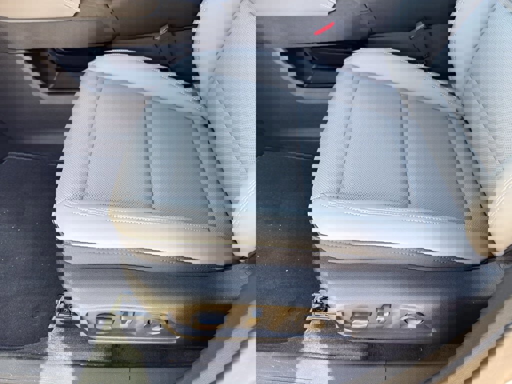 New 2026 GMC Terrain Elevation w/ Elevation Premium Package image 11