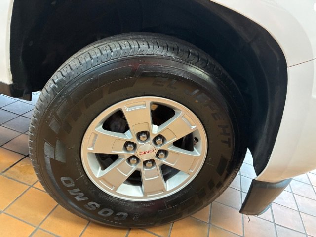 Used 2015 GMC Canyon 2WD Crew Cab w/ Convenience Package image 11