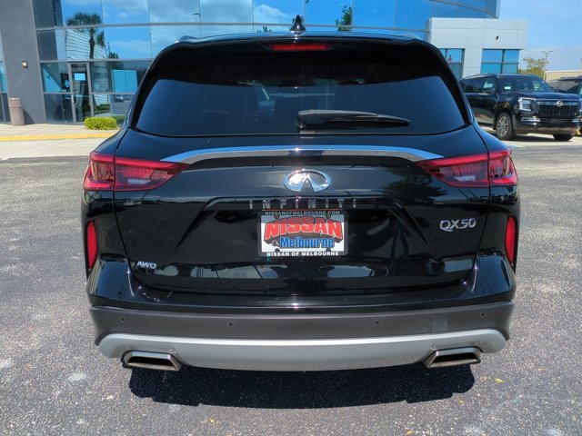 Used 2021 INFINITI QX50 Sensory image 6