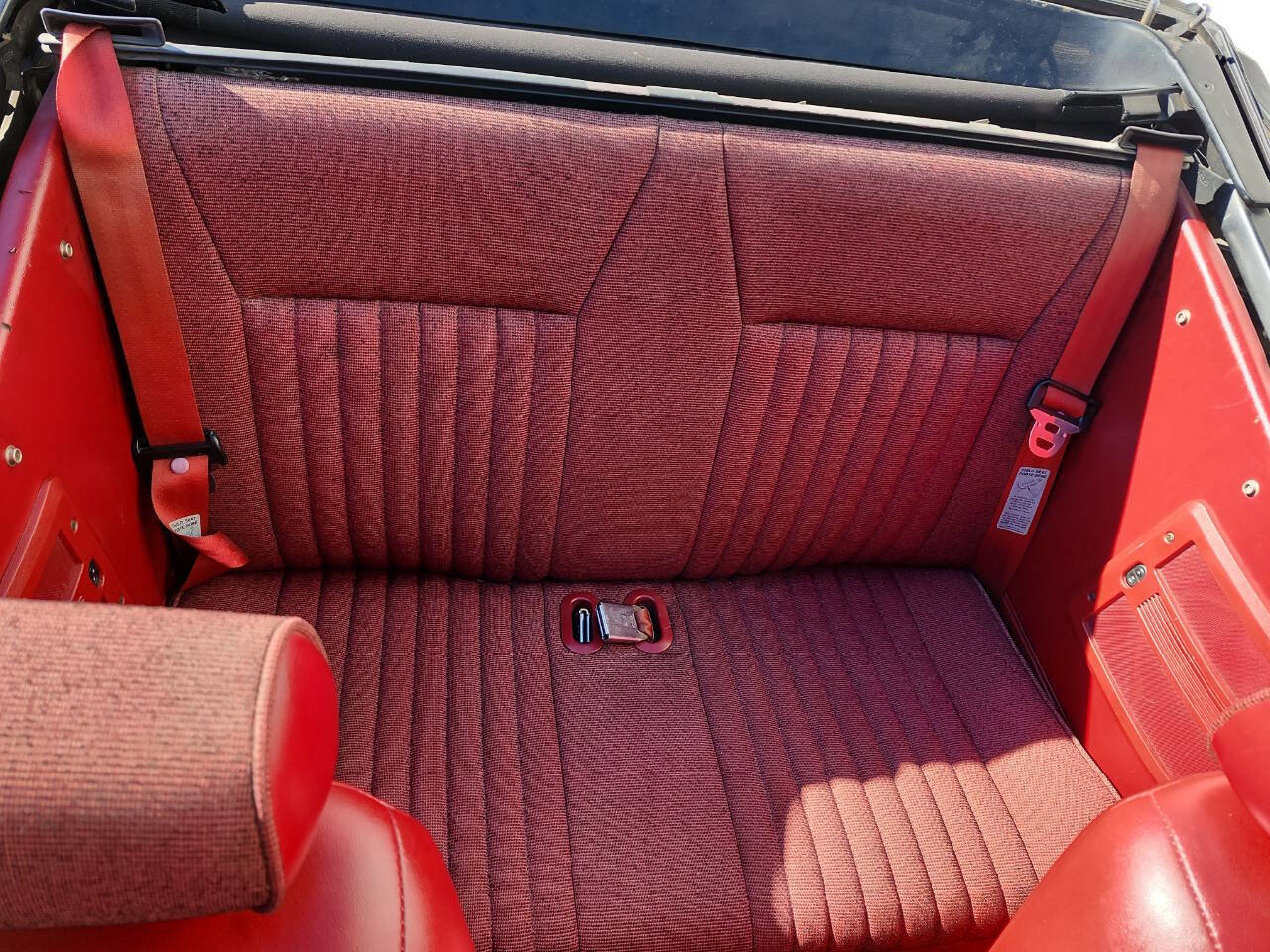 Used 1991 Ford Mustang LX image 37