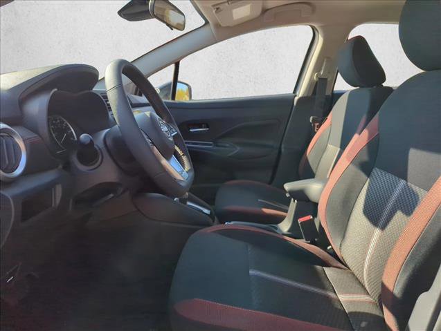 New 2025 Nissan Versa SR w/ Trunk Package image 13