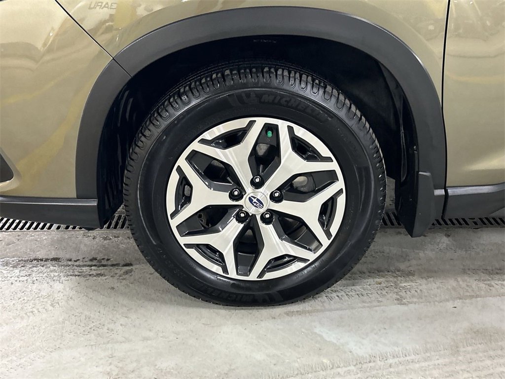 Certified 2023 Subaru Forester Premium image 10