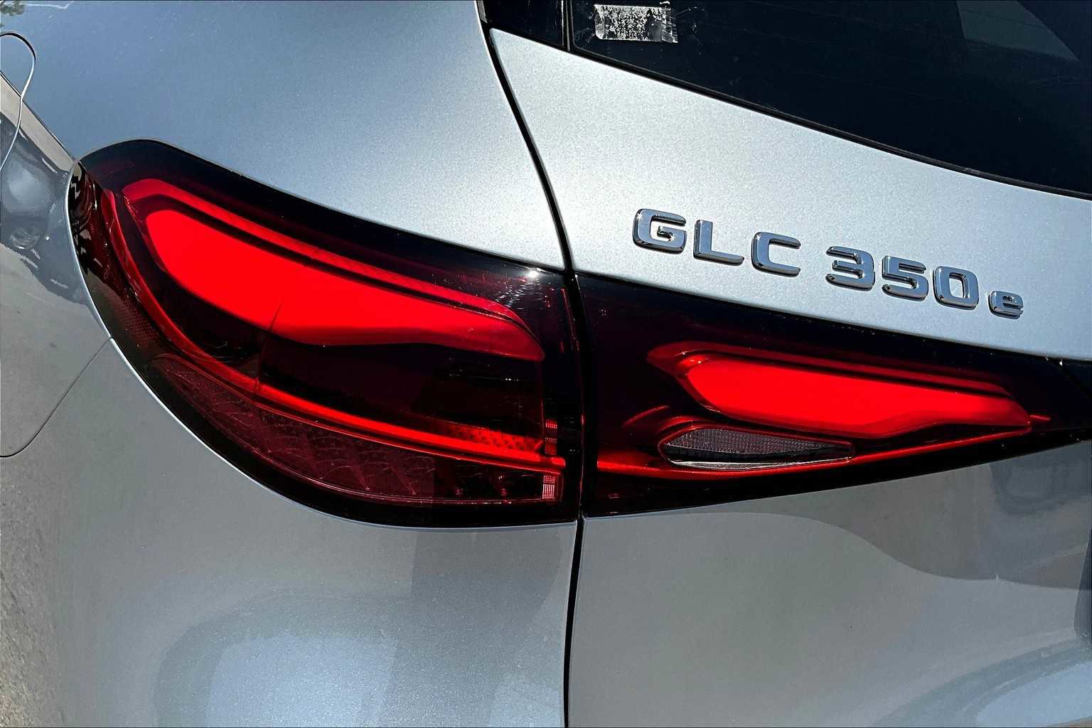 New 2025 Mercedes-Benz GLC 350e 4MATIC image 6