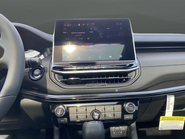 New 2025 Jeep Compass Limited w/ Sun & Sound Group image 9