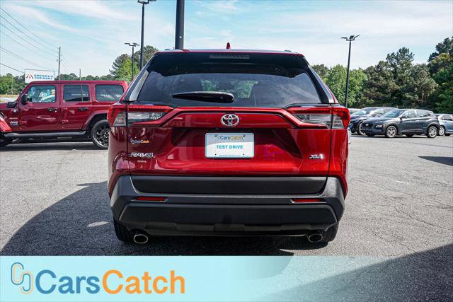 Used 2019 Toyota RAV4 XLE w/ Convenience Package FWD image 14