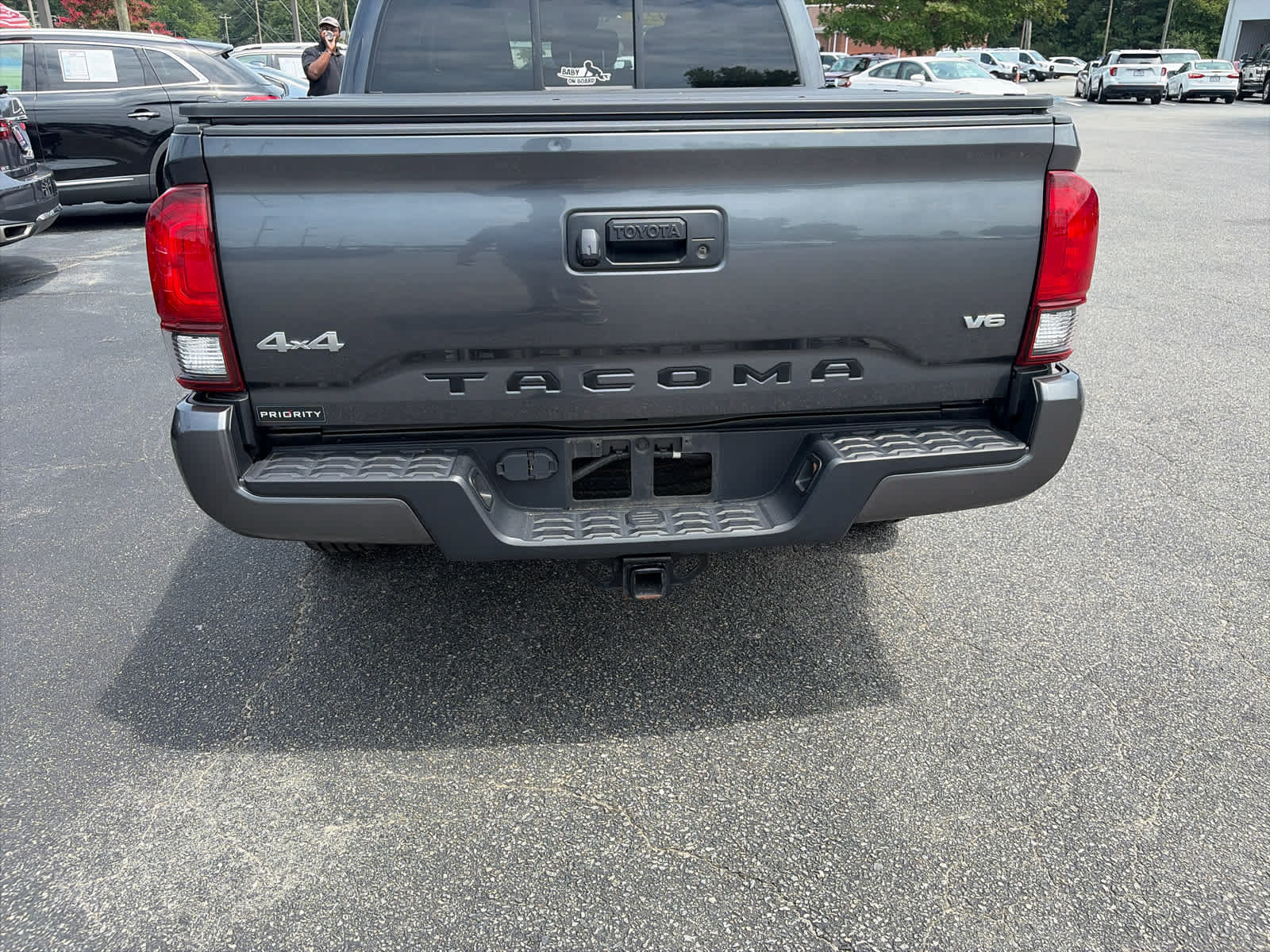 Used 2023 Toyota Tacoma SR AWD/4WD image 7