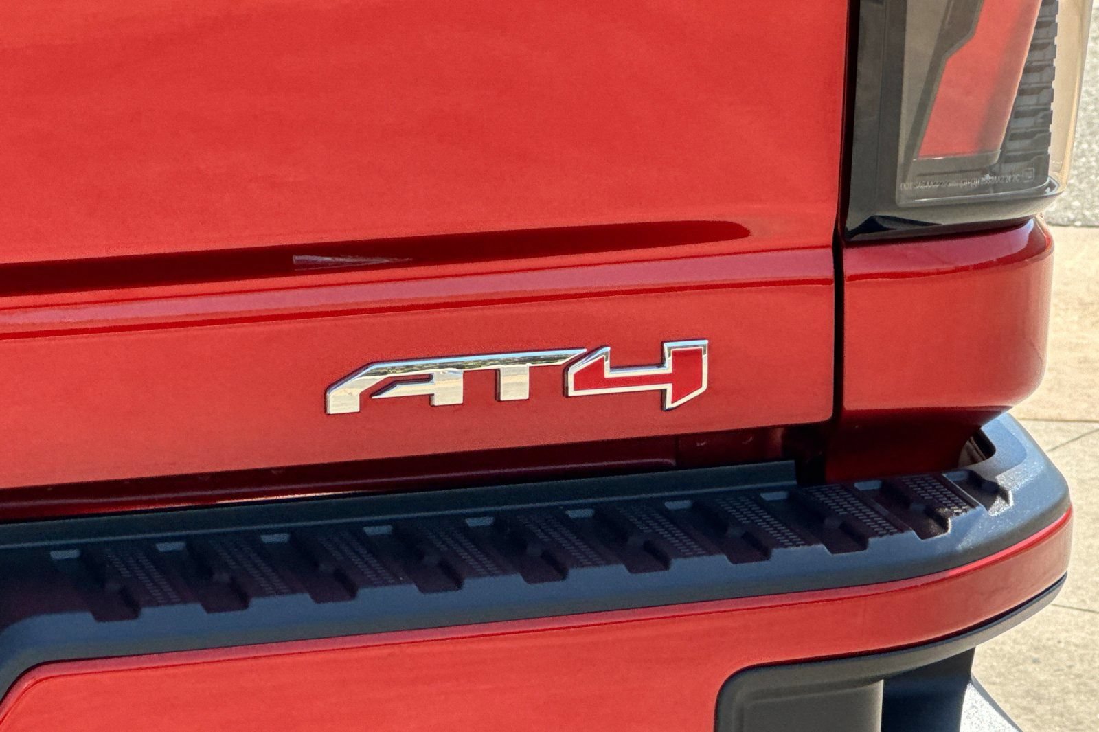 Certified 2025 GMC Sierra 2500 AT4 w/ AT4 Premium Plus Package AWD/4WD image 27