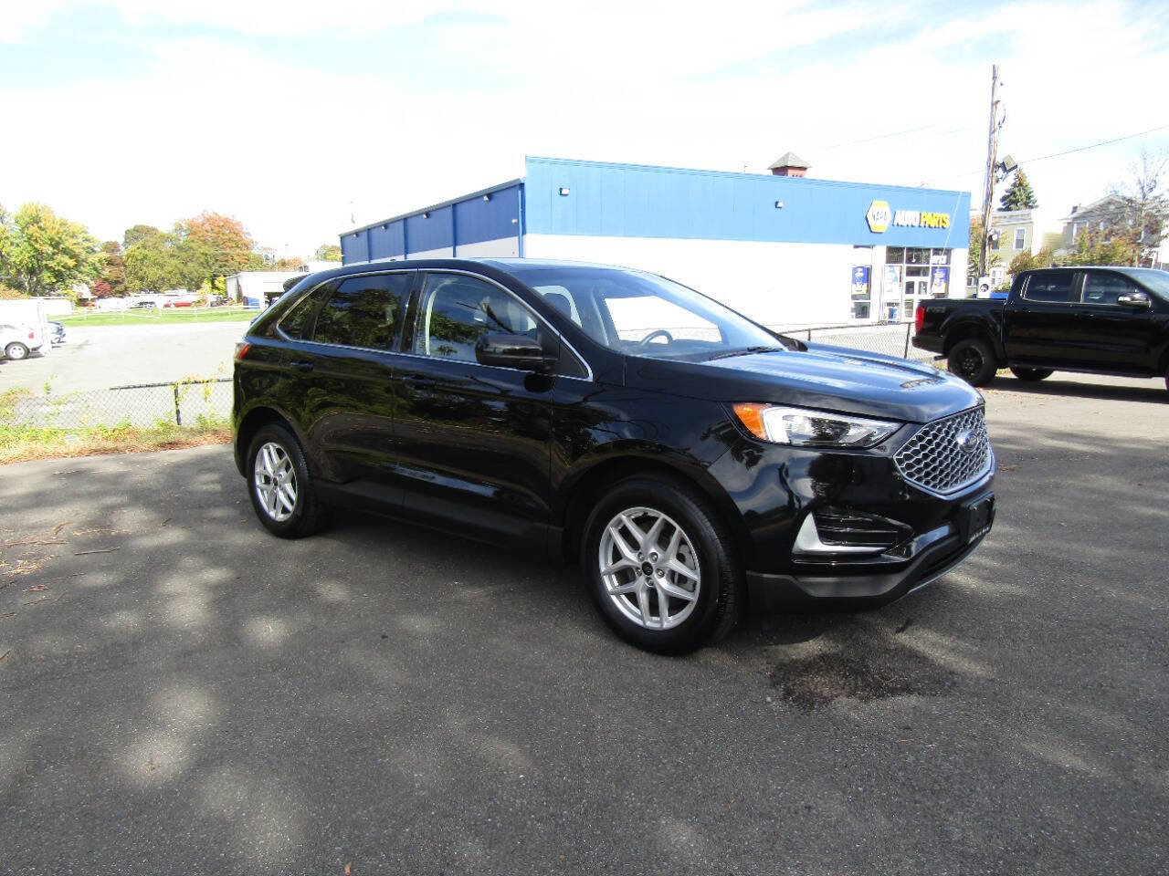 Used 2023 Ford Edge SEL image 44