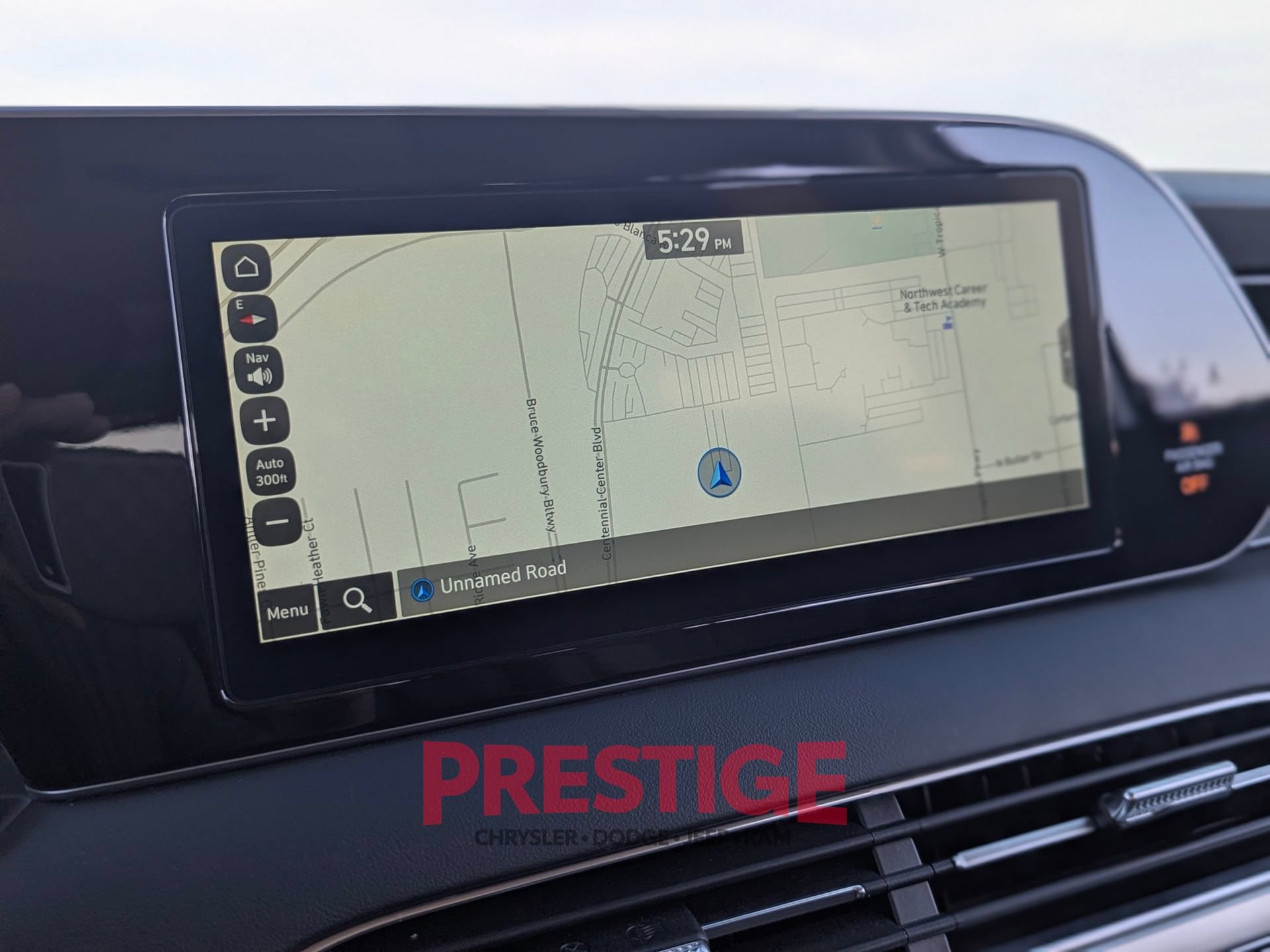 Used 2022 Hyundai Palisade Limited w/ Cargo Package FWD image 22