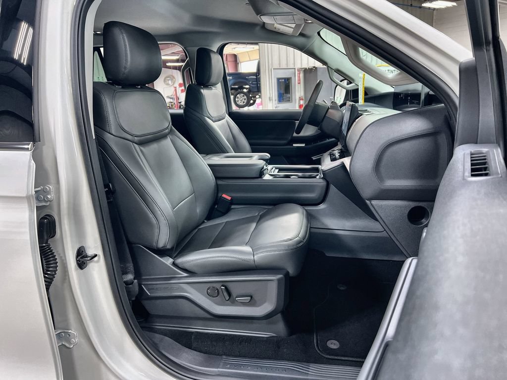 New 2026 Ford Expedition Active AWD/4WD image 30