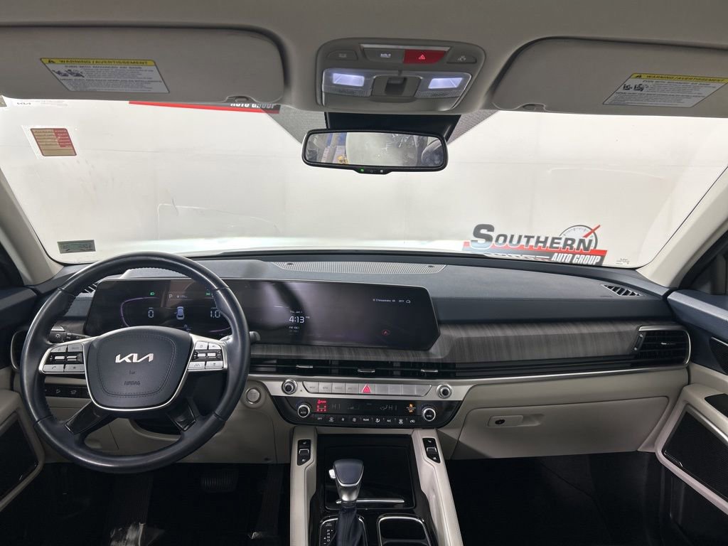 Used 2023 Kia Telluride EX w/ EX Captain's Chair Package image 22