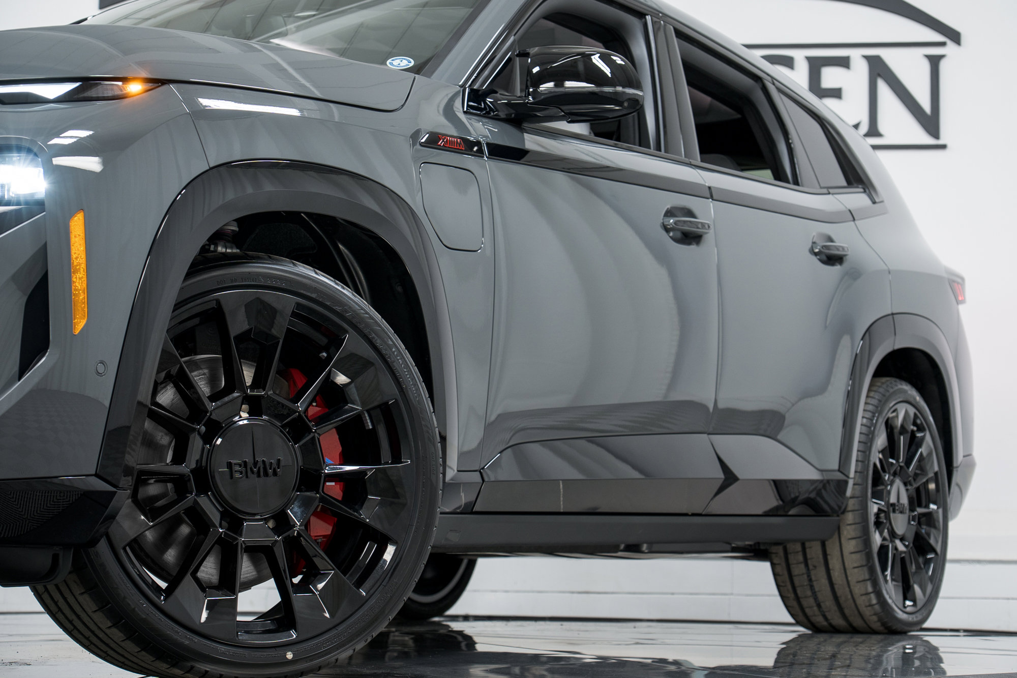 New 2026 BMW XM Label Red image 36