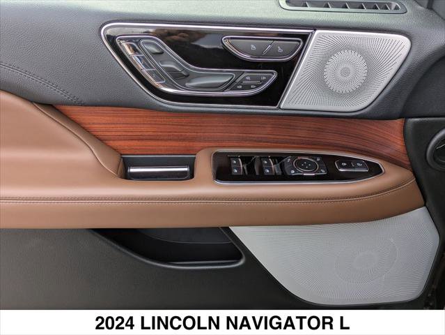 Used 2024 Lincoln Navigator L Reserve image 10