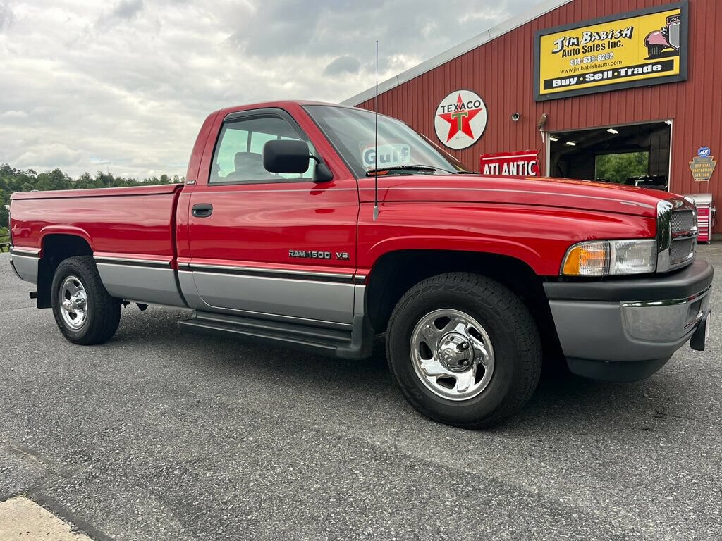 Used 1994 Dodge Ram 1500 Truck 2WD Regular Cab image 2