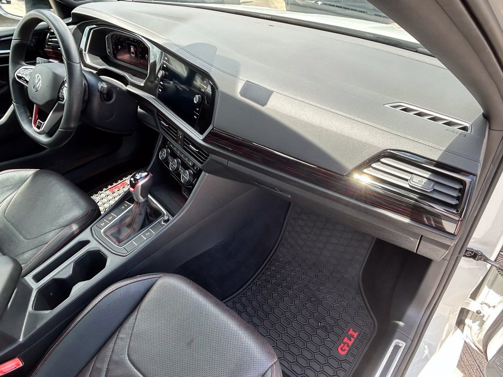Certified 2022 Volkswagen Jetta GLI Autobahn w/ GLI Black Package FWD image 36