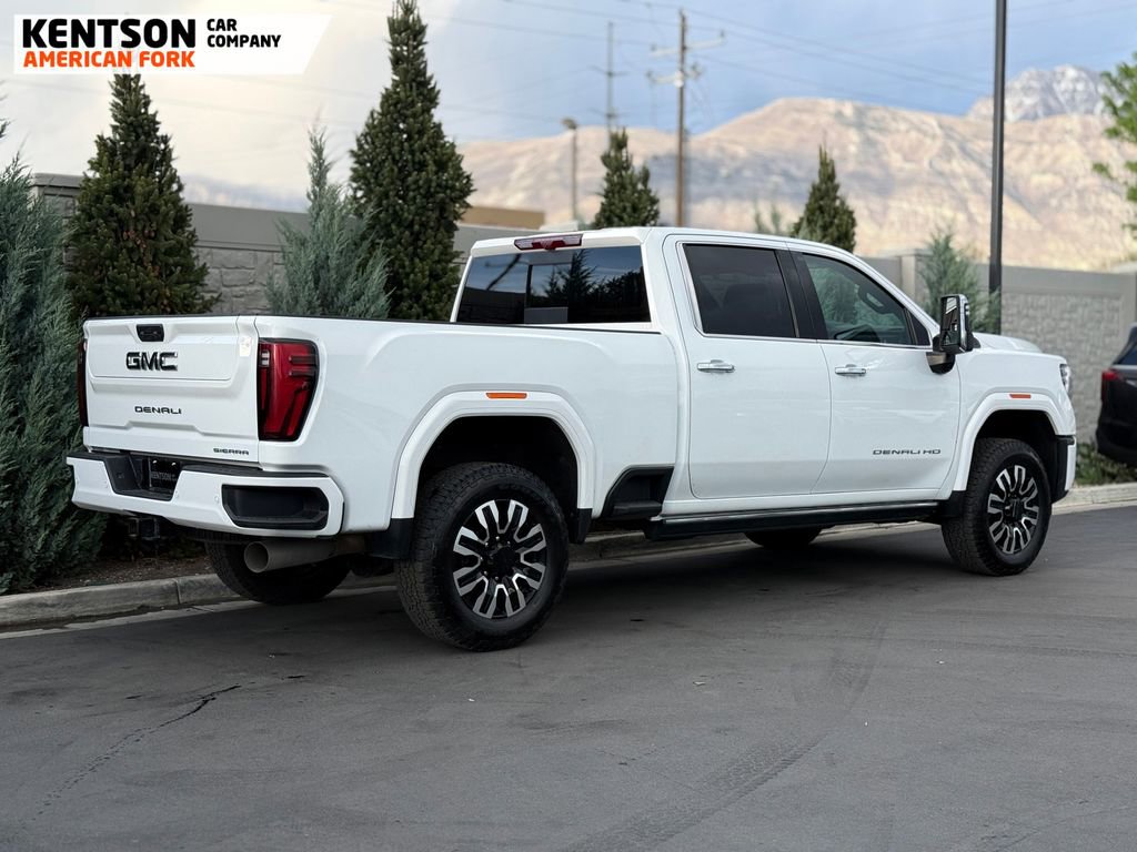 Used 2025 GMC Sierra 3500 Denali Ultimate AWD/4WD image 10