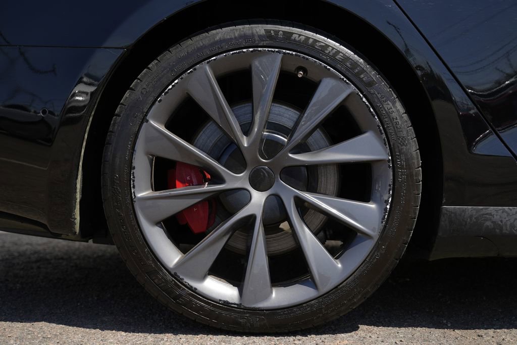 Used 2020 Tesla Model S Performance AWD/4WD image 11