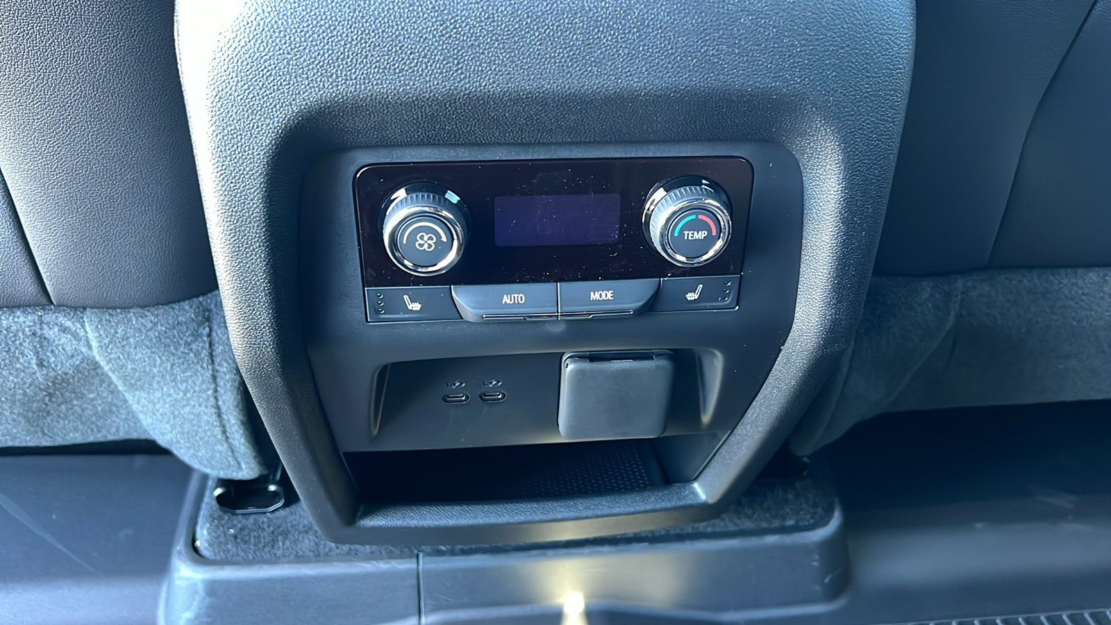 New 2026 Chevrolet Traverse RS w/ LPO, Floor Liner Package image 16