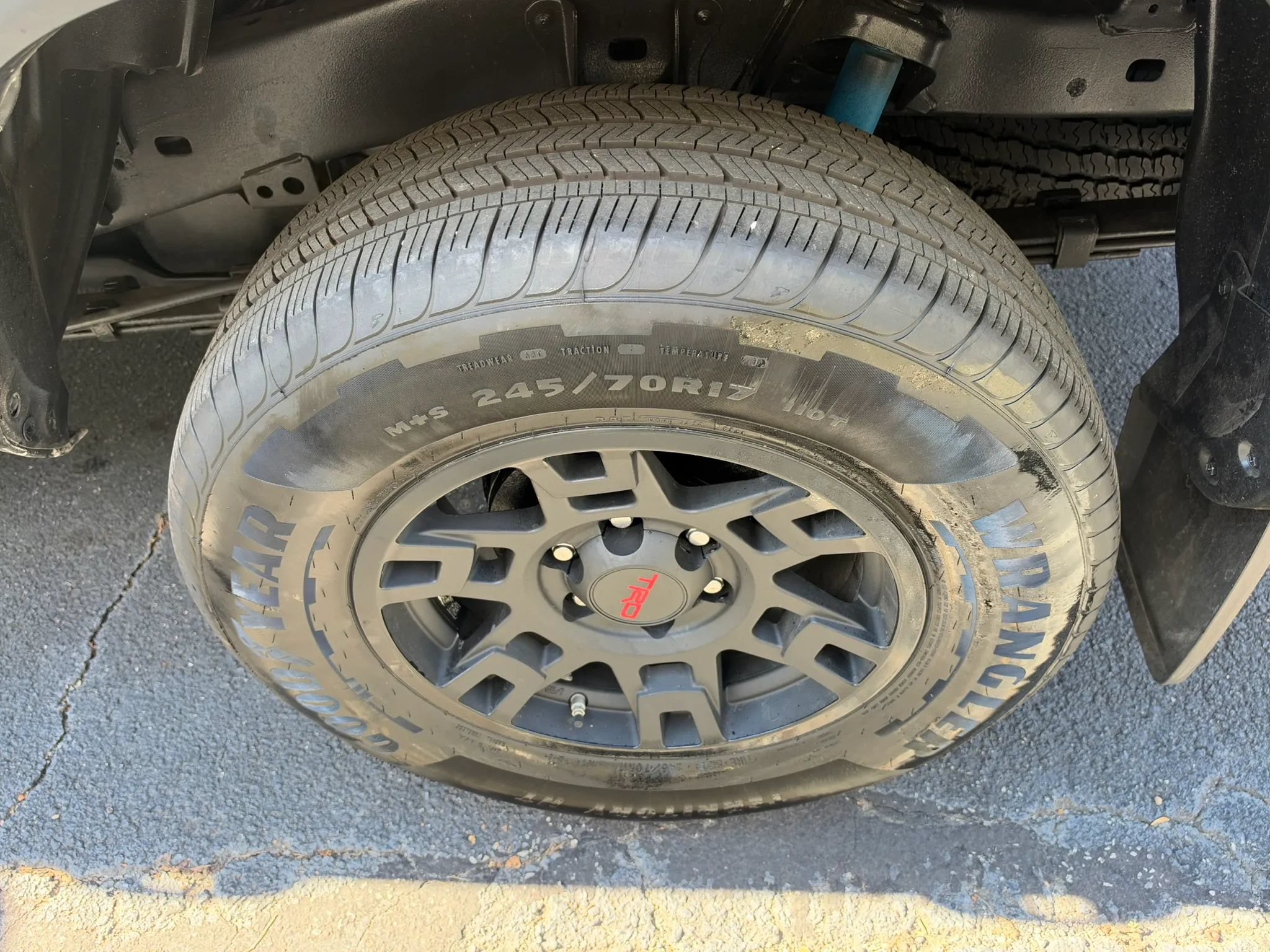 Used 2019 Toyota Tacoma TRD Off-Road AWD/4WD image 32