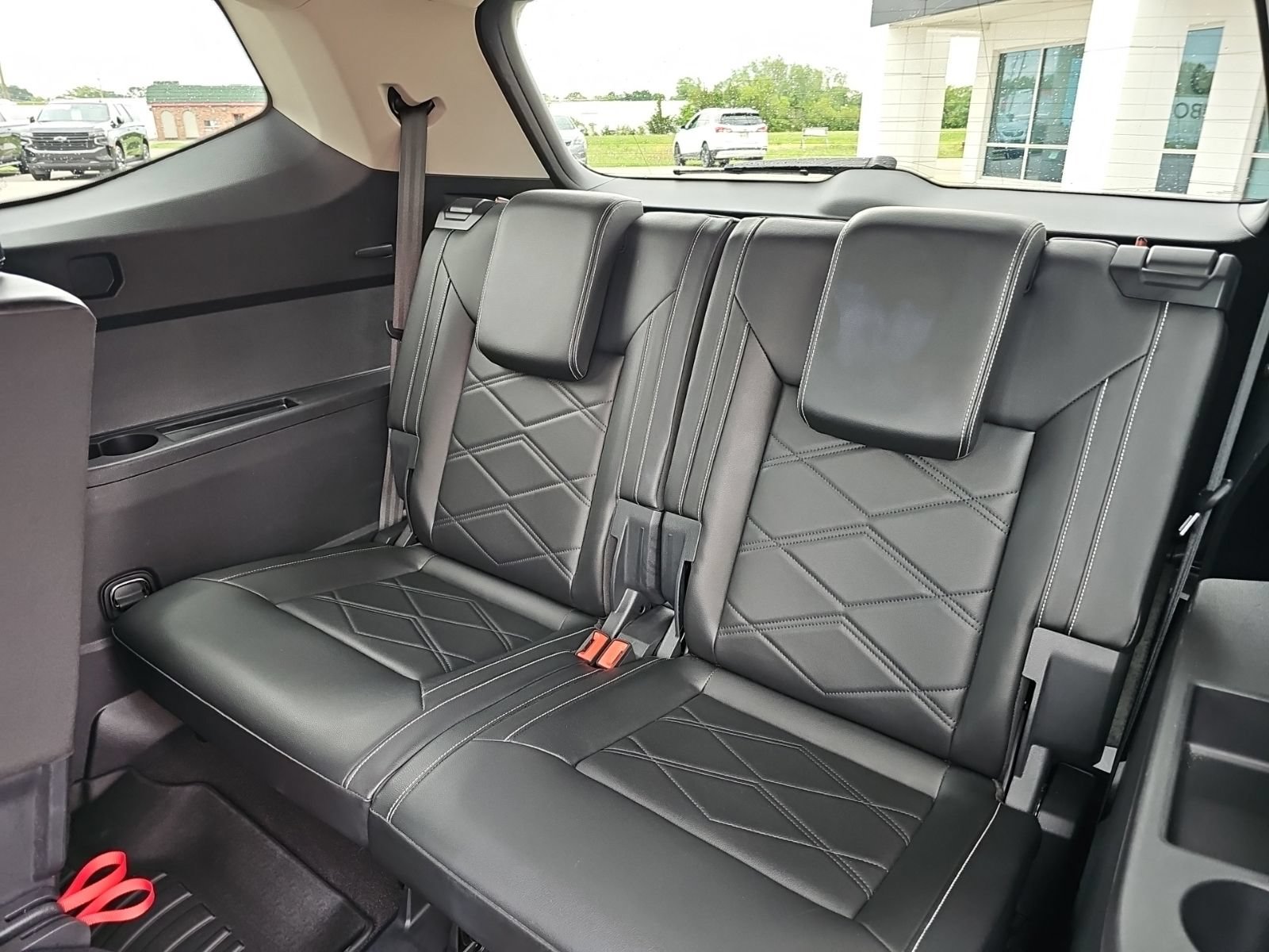 Used 2024 Volkswagen Atlas SE FWD image 24