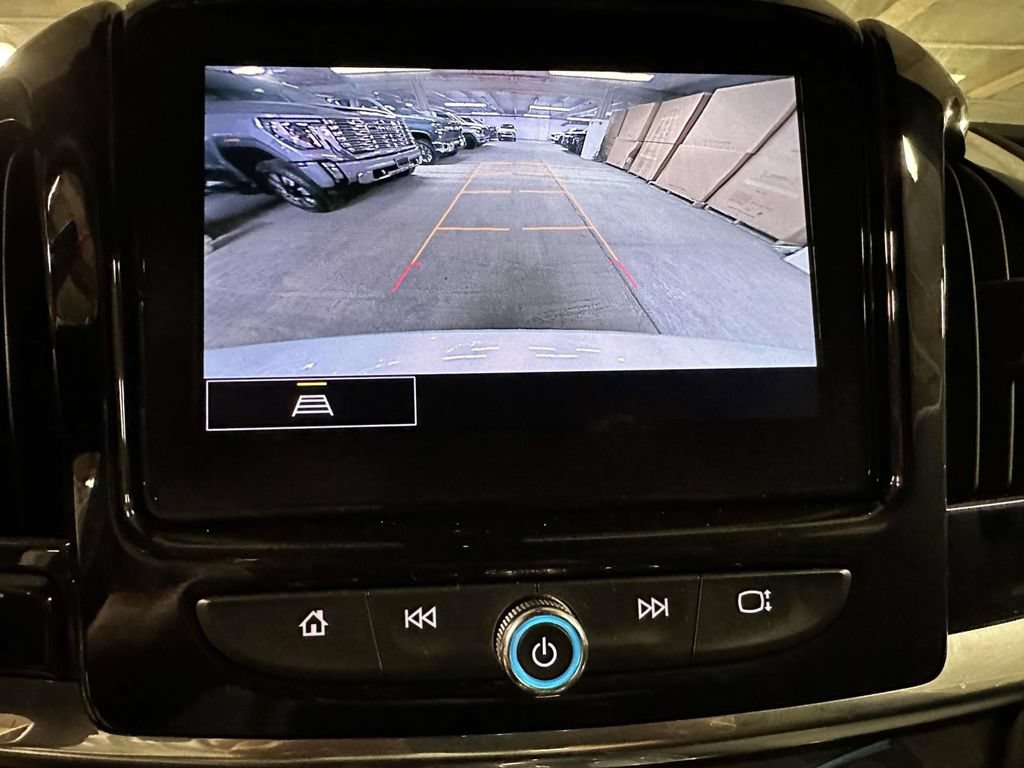 Certified 2023 Chevrolet Traverse LT AWD/4WD image 26