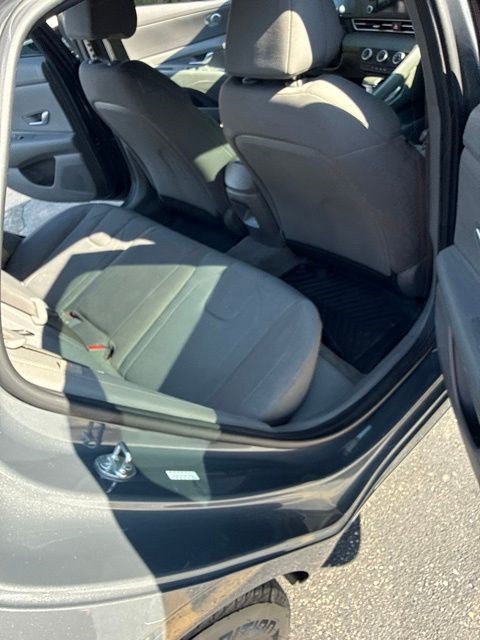 Used 2024 Hyundai Elantra SE FWD image 14