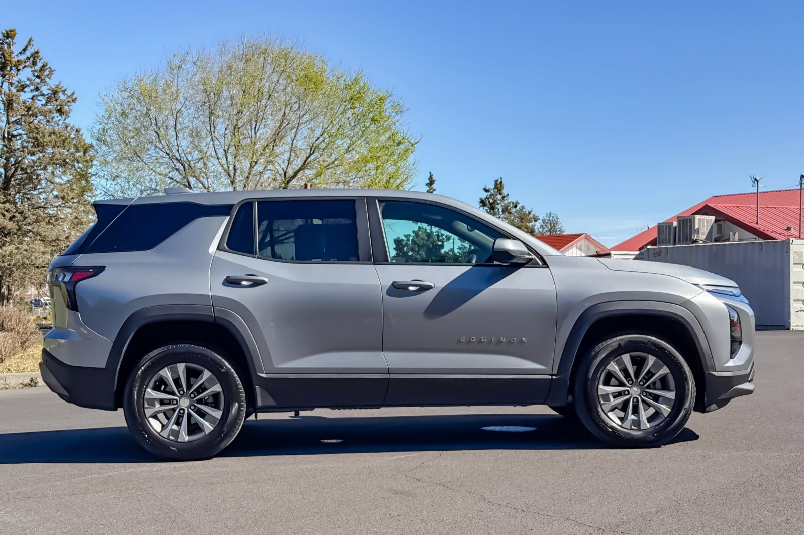 Used 2025 Chevrolet Equinox LT AWD/4WD video 3