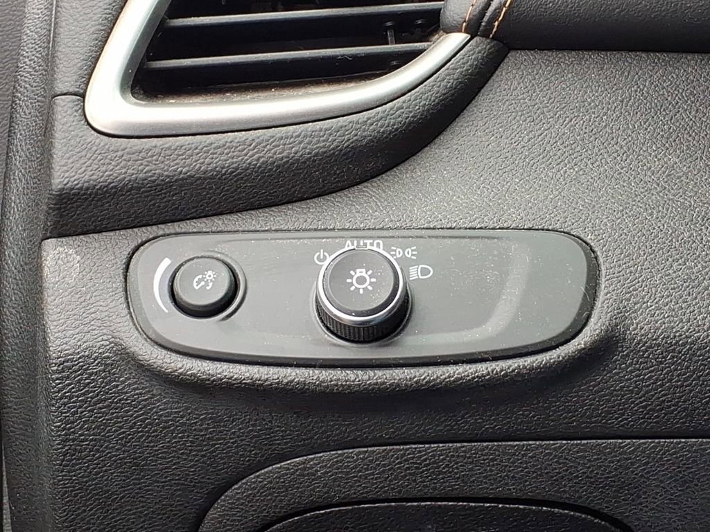 Used 2019 Chevrolet Trax LS w/ Tint and Cruise Package image 21