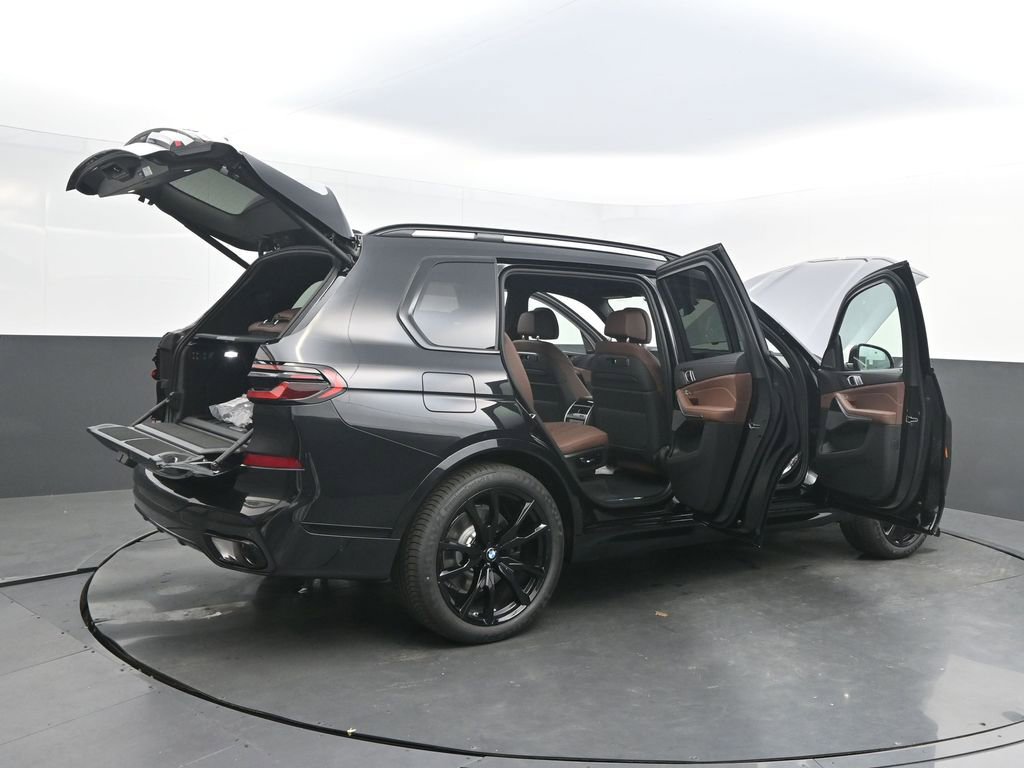 New 2026 BMW X7 xDrive40i w/ M Sport Package AWD/4WD image 53