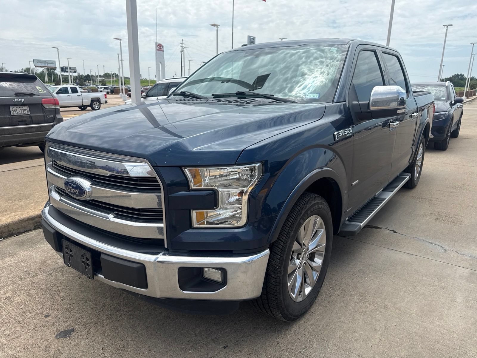 Used 2016 Ford F150 Lariat RWD image 3