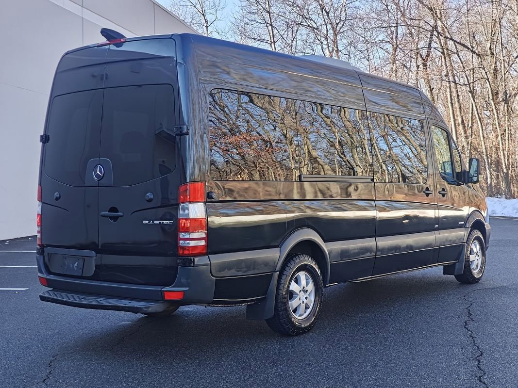 Used 2016 Mercedes-Benz Sprinter 2500 image 4