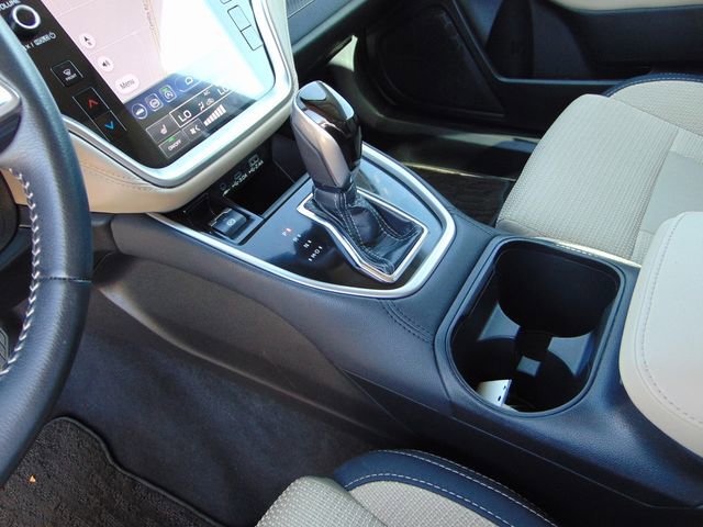 Certified 2025 Subaru Outback Premium AWD/4WD image 14