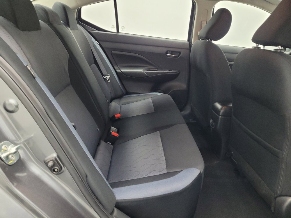 Used 2023 Nissan Versa SV image 19