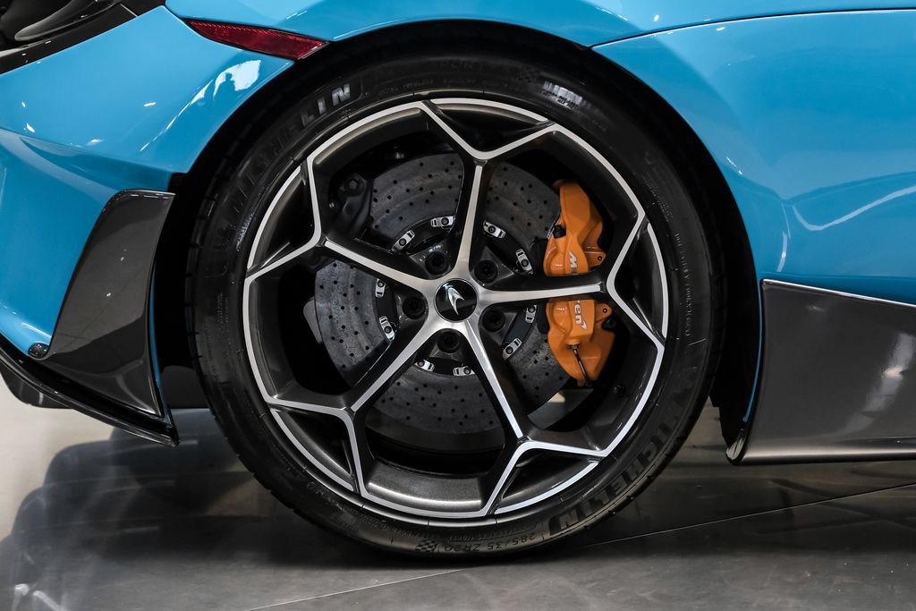 Used 2019 McLaren 600LT RWD image 42