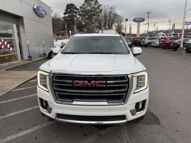 Used 2024 GMC Yukon XL SLT image 1