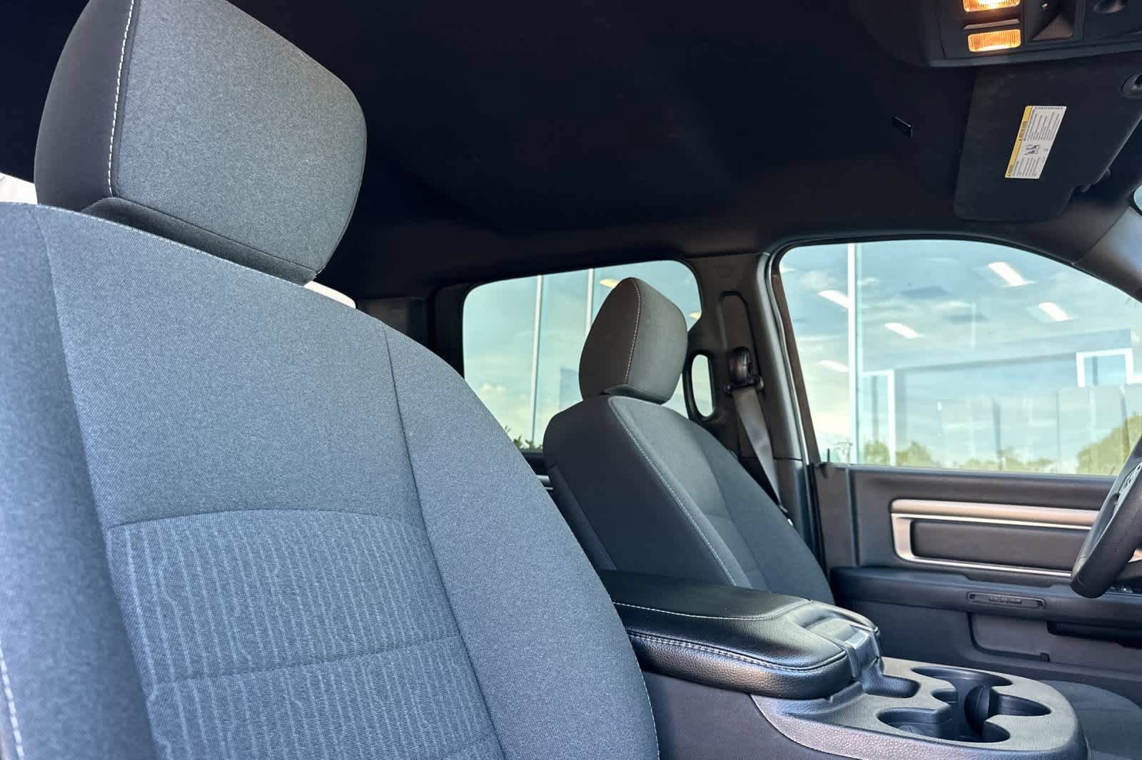 Used 2024 RAM 1500 Warlock AWD/4WD image 17