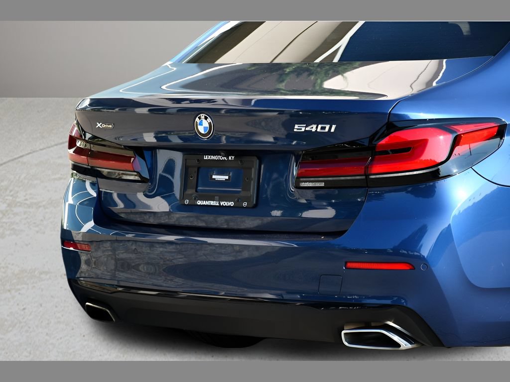 Used 2022 BMW 540i xDrive w/ Executive Package AWD/4WD image 29