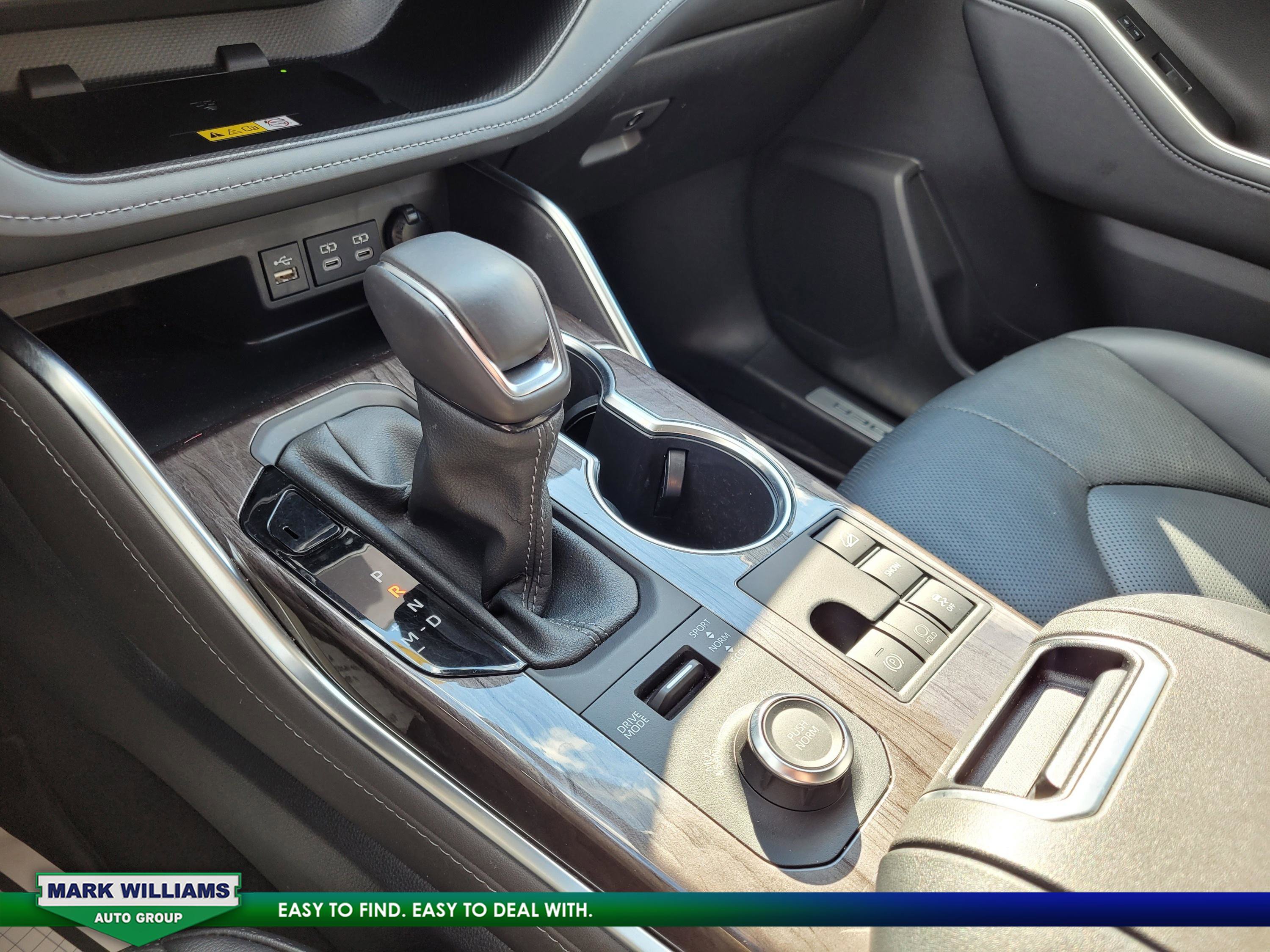 Used 2023 Toyota Highlander Limited image 28