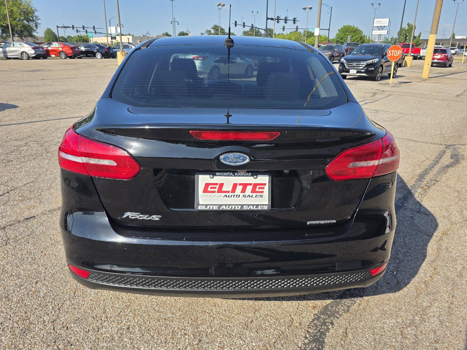 Used 2016 Ford Focus S FWD image 6
