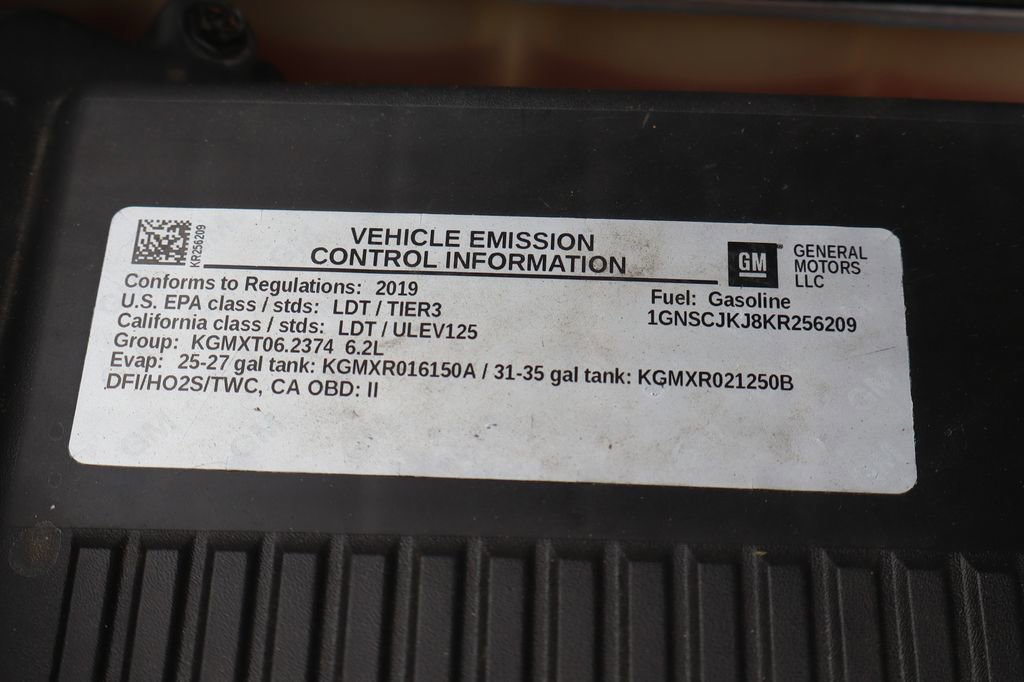 Used 2019 Chevrolet Suburban Premier image 14