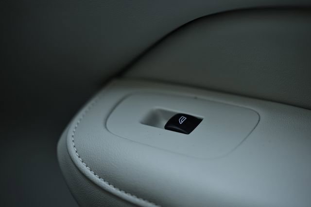 Used 2024 Volvo S60 B5 Core image 39