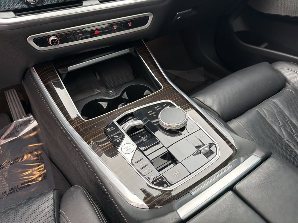 Used 2025 BMW X5 xDrive50e image 17