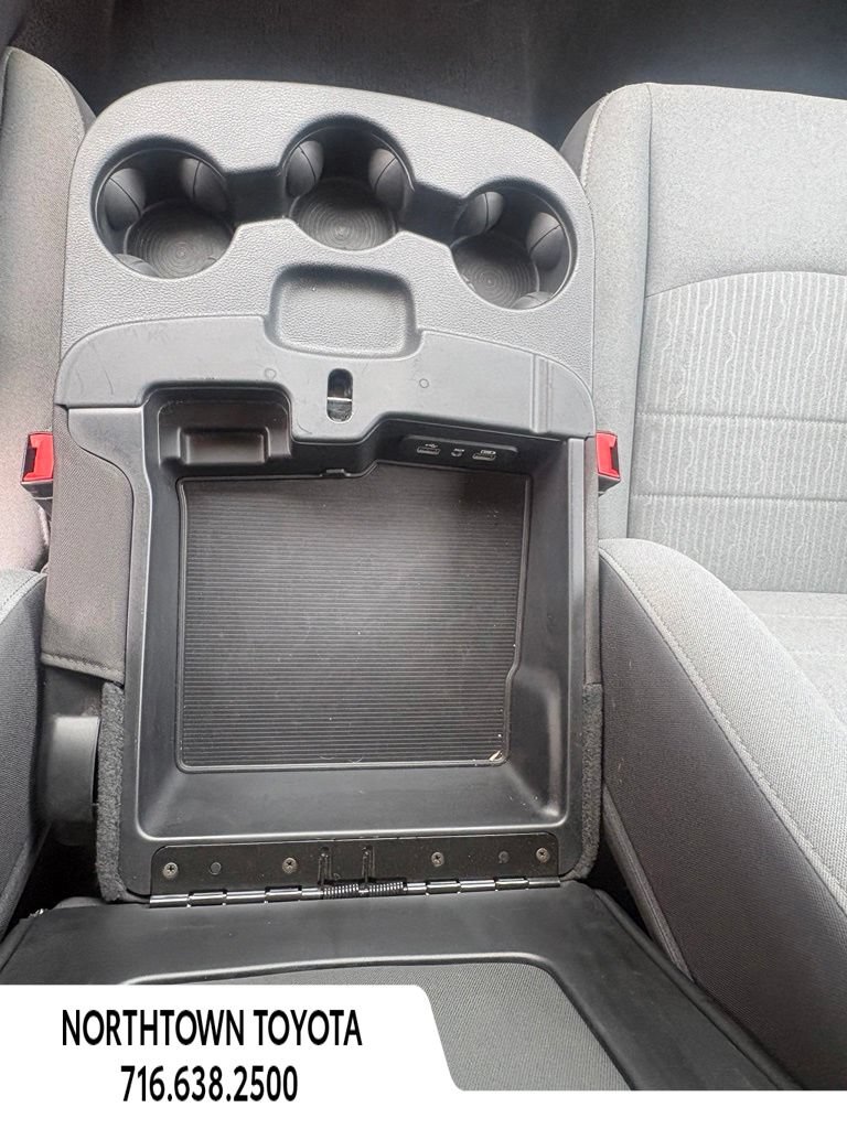 Used 2024 RAM 1500 Classic SLT RWD image 21