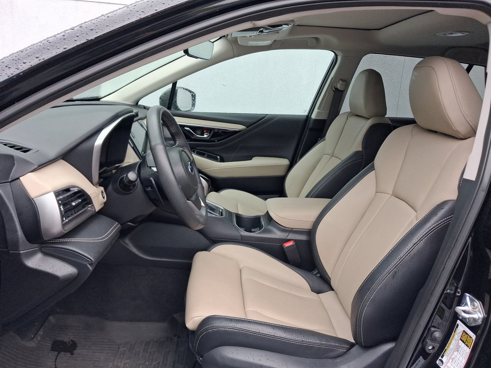Used 2025 Subaru Outback Limited AWD/4WD image 5