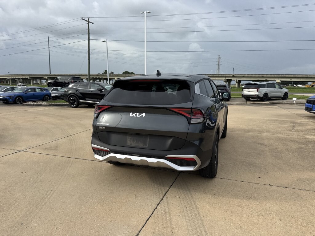 Certified 2024 Kia Sportage LX FWD image 21